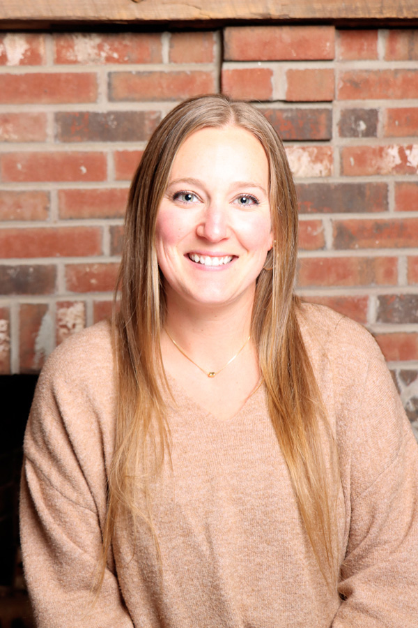 meagan headshot